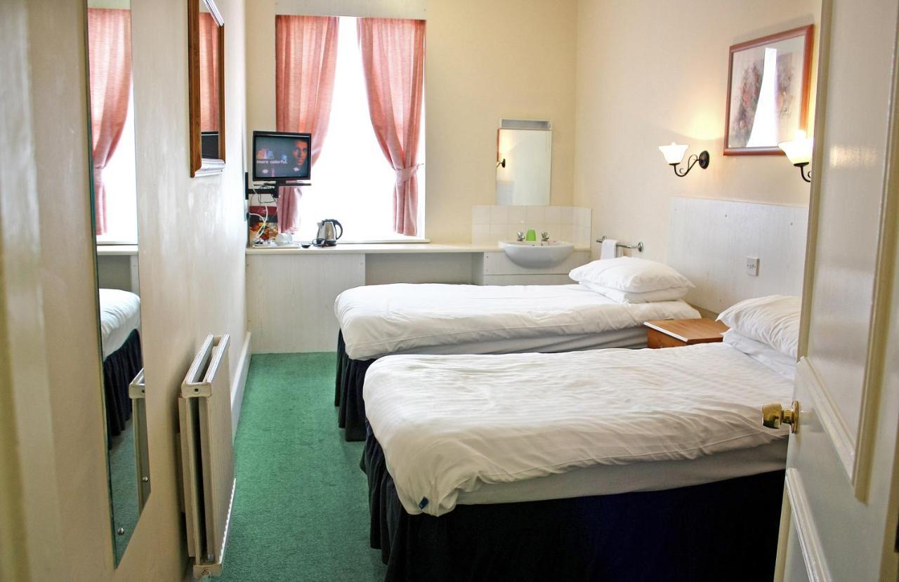 The Raven Hotel Corby Zimmer foto